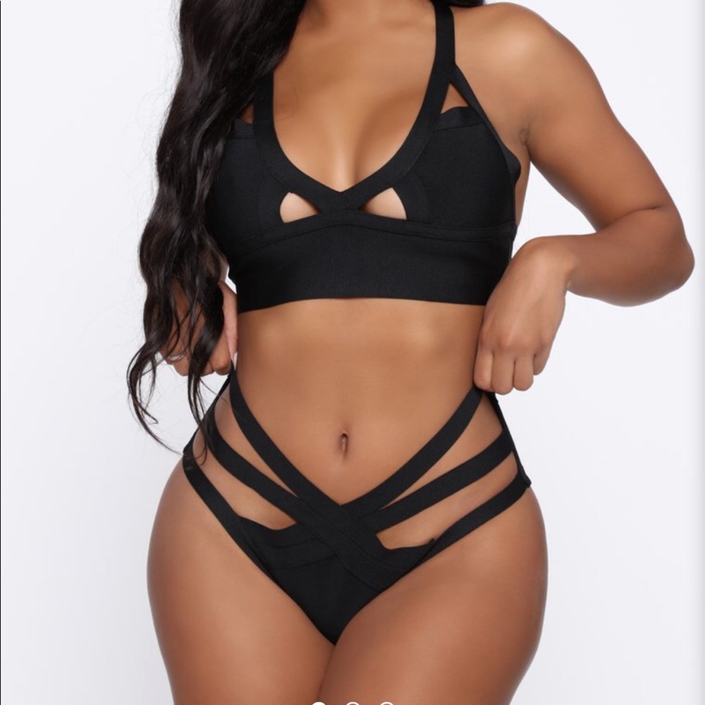 🖤Summer in the City Bandage Bikini🖤